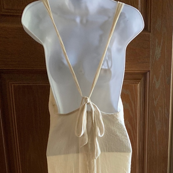 Dress - Picture 4 of 4